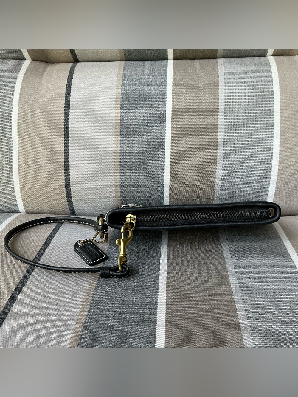 Coach Vintage Black and Gray/Brown Signature Canvas Mini Wristlet - Picture 6 of 9